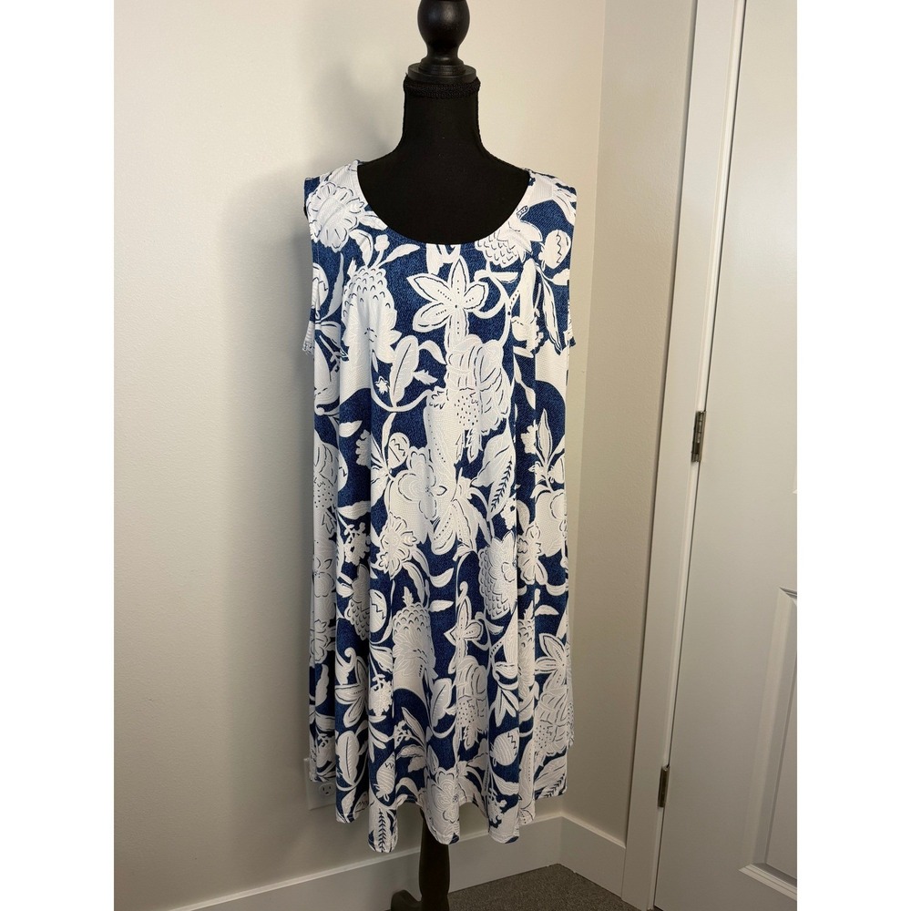 Shoreline‎ Women's 1XL Blue White Tropical Floral Sleeveless Shift Dress Stretch